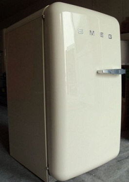 Холодильник Smeg FAB10LP